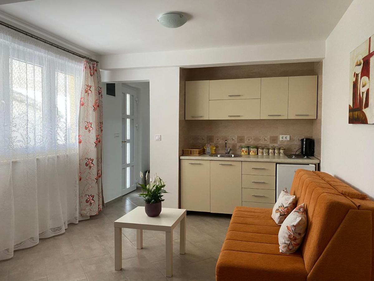 Dajkovic Apartmani Бар Екстер'єр фото
