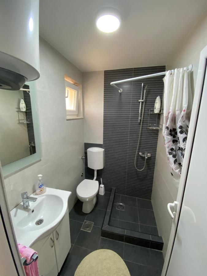 Dajkovic Apartmani Бар Екстер'єр фото