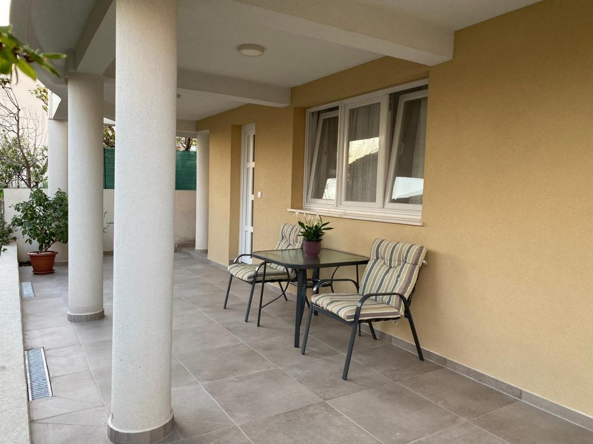 Dajkovic Apartmani Бар Екстер'єр фото