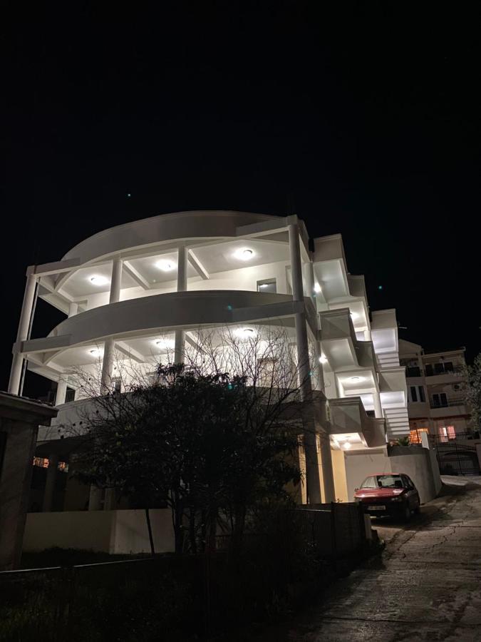 Dajkovic Apartmani Бар Екстер'єр фото